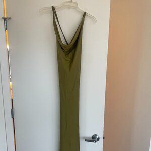 Zara Dress - Never been worn size M